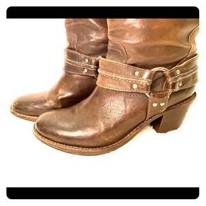 Frye Carmen harness knee high boots size 10